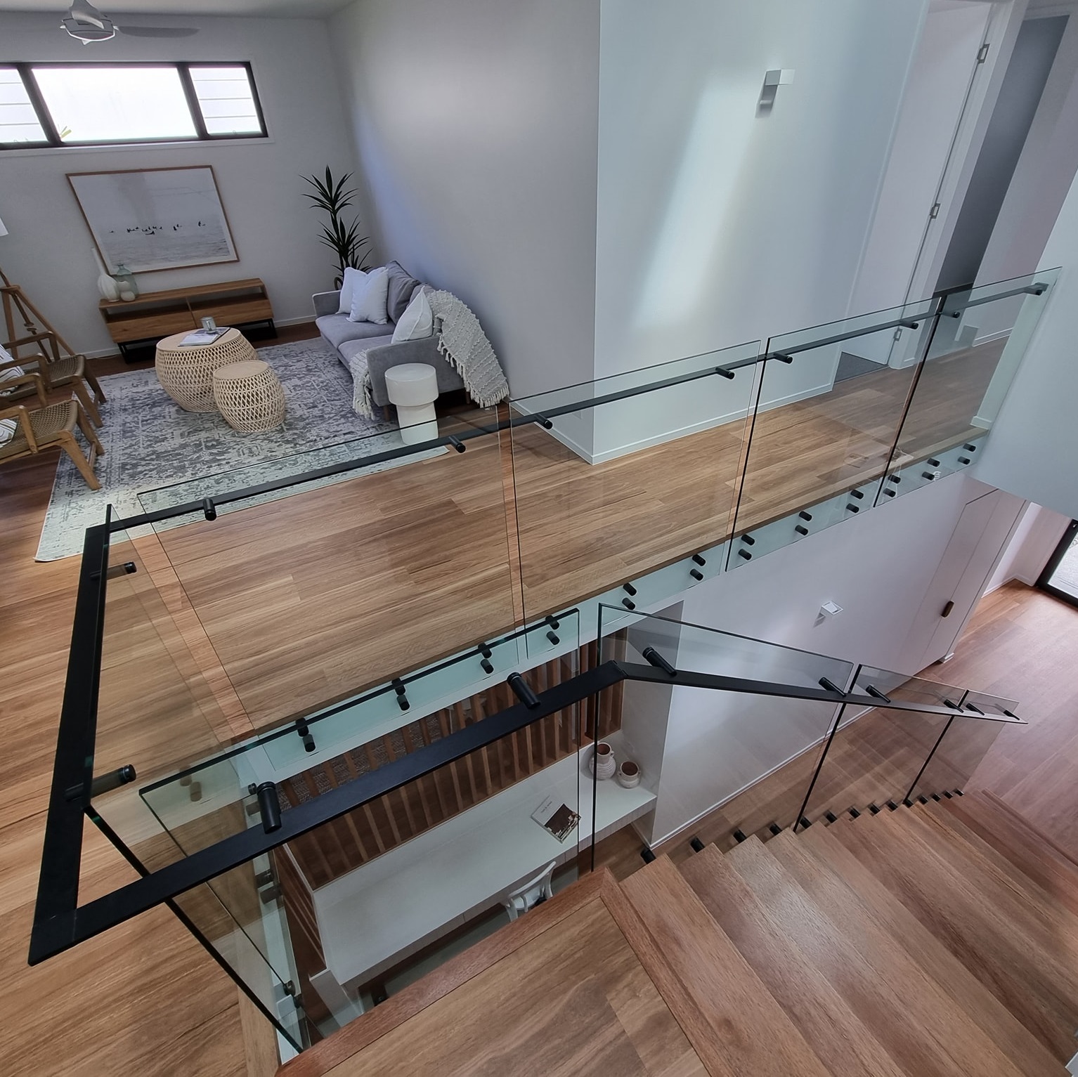 Side Mounted Stainless Steel Standoff Glass Railing System for Stairs