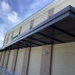 Toldo prefabricado de aluminio para puertas y ventanas