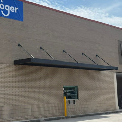 Toldos de aluminio personalizados para hogares y negocios