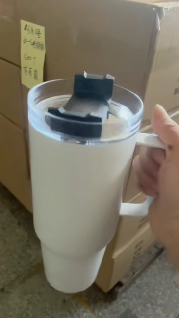 30oz Stainless Steel Sublimation Mugs with Portable Handle Clear Lids 30oz Travel Mugs