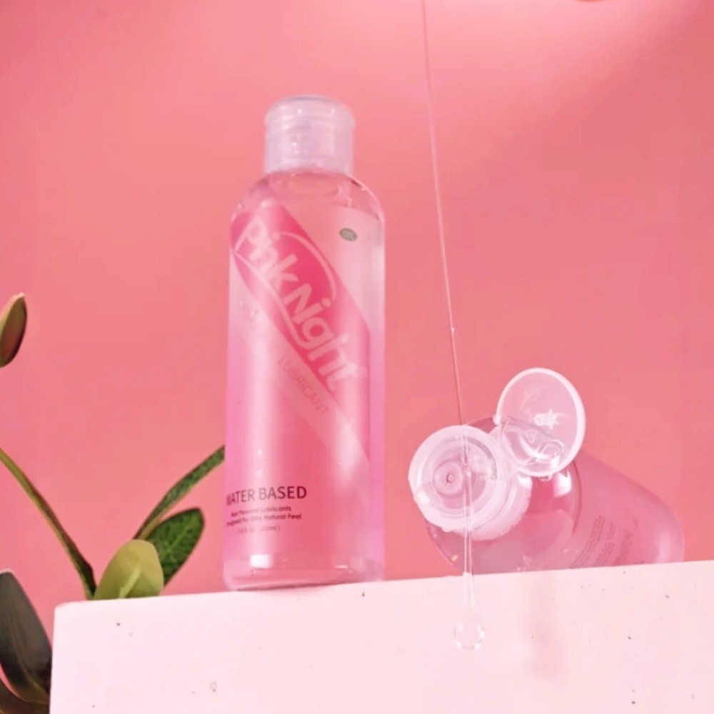 AquaGlide Intimate Lube - 200ml of Rinse-Free, Water-Based Slickness