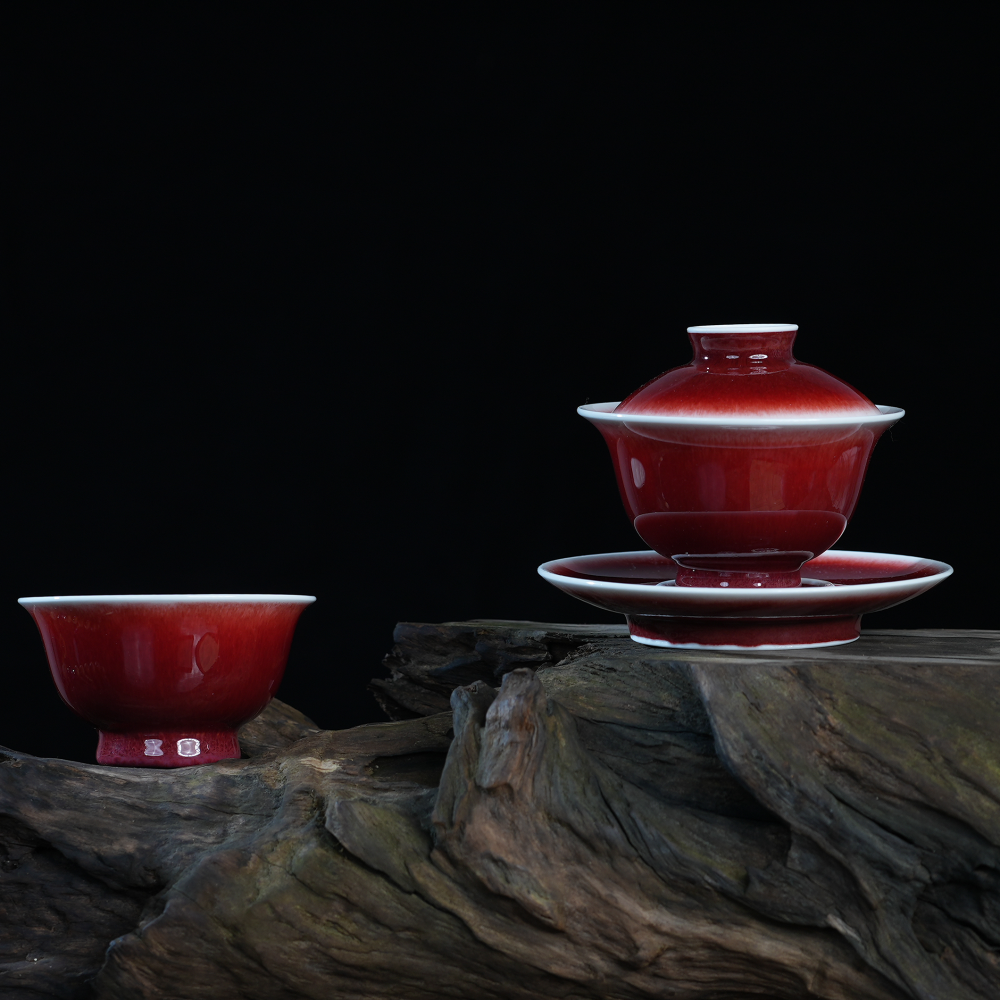 Ceramicpavilion|Langyao Red Gaiwan| Handcrafted Porcelain