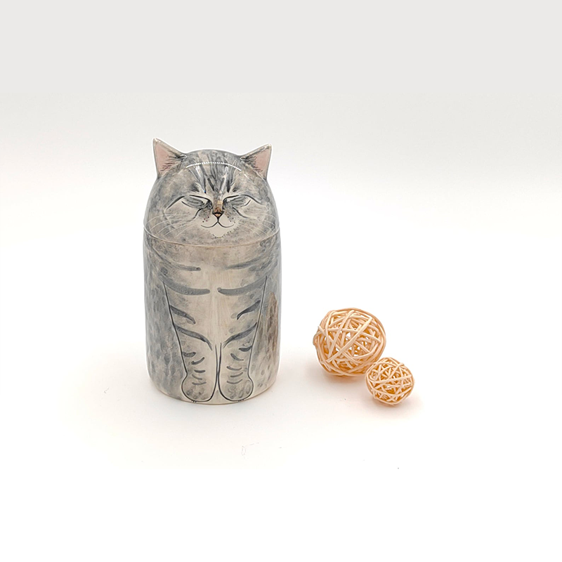 Ceramicpavilion|Handmade Personalized Pet Urn – Custom Ceramic Memorial Box for Ashes with Optional Name Engraving