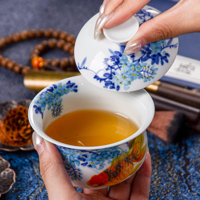 Ceramicpavilion|Serenade of Fish and Lotus Gaiwan|Hand-Painted