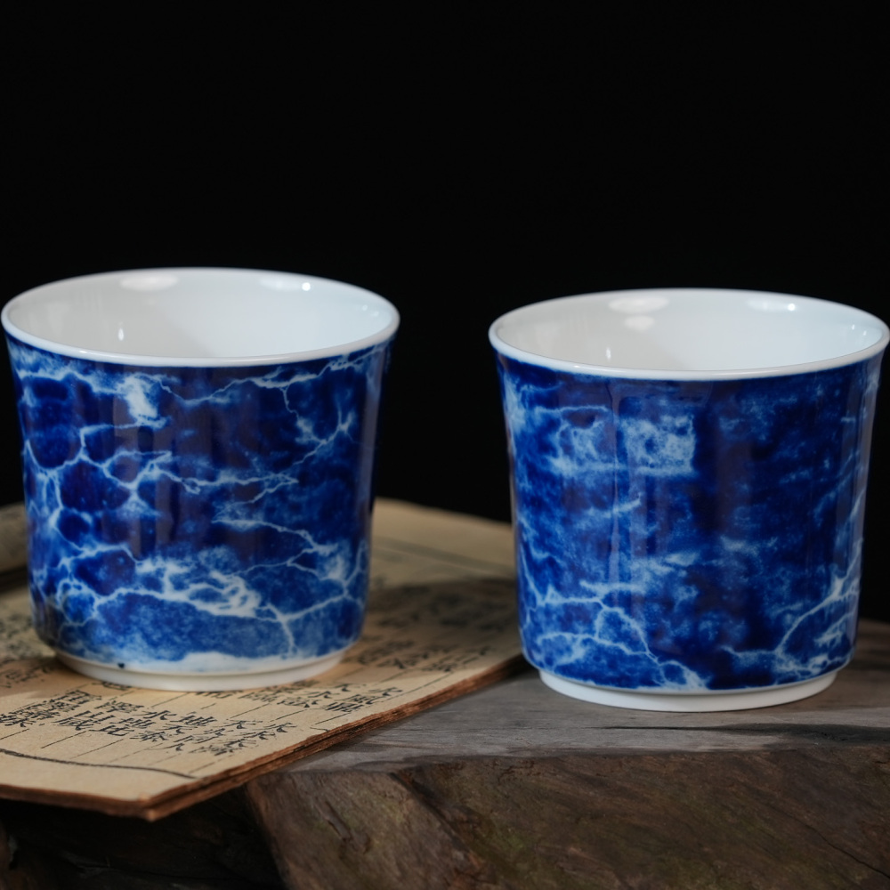 Ceramicpavilion|The Sound of Sea Gaiwan|Handpainted|Porcelain