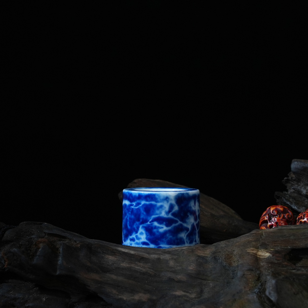 Ceramicpavilion|The Sound of Sea Gaiwan|Handpainted|Porcelain