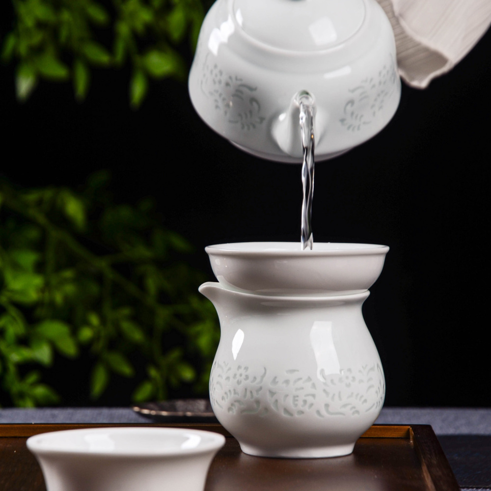 Ceramicpavilion|Celadon Glazed Tea Set with Phoenix Feather Pattern