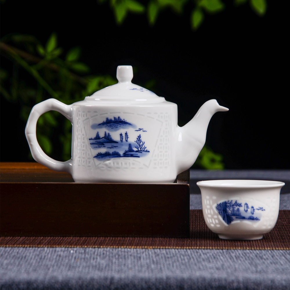 Ceramicpavilion|White Glazed Tea Set with Landscape Pattern