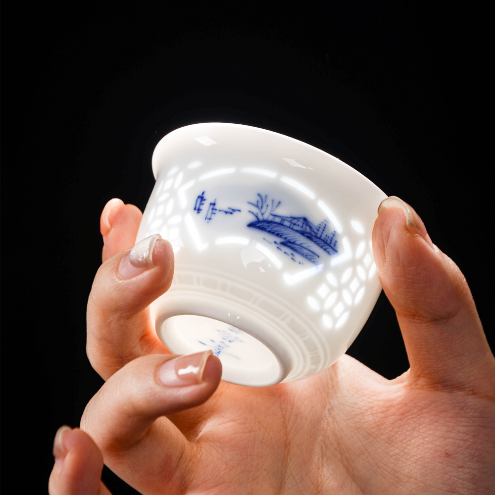 Ceramicpavilion|White Glazed Tea Set with Landscape Pattern