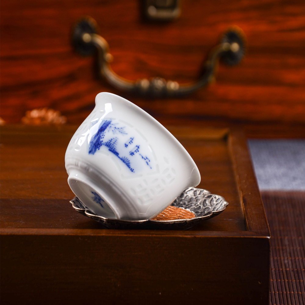 Ceramicpavilion|White Glazed Tea Set with Landscape Pattern