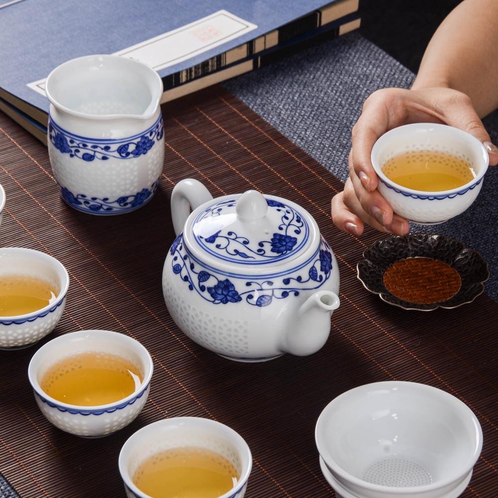 Ceramicpavilion|Window Grilles Scrolling Lotus Tea Set|Porcelain