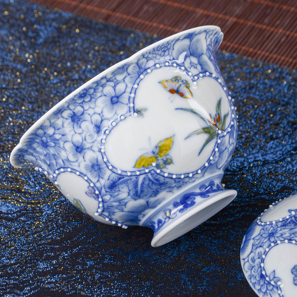 Ceramicpavilion|Openwork Window Butterfly Gaiwan|Handmade