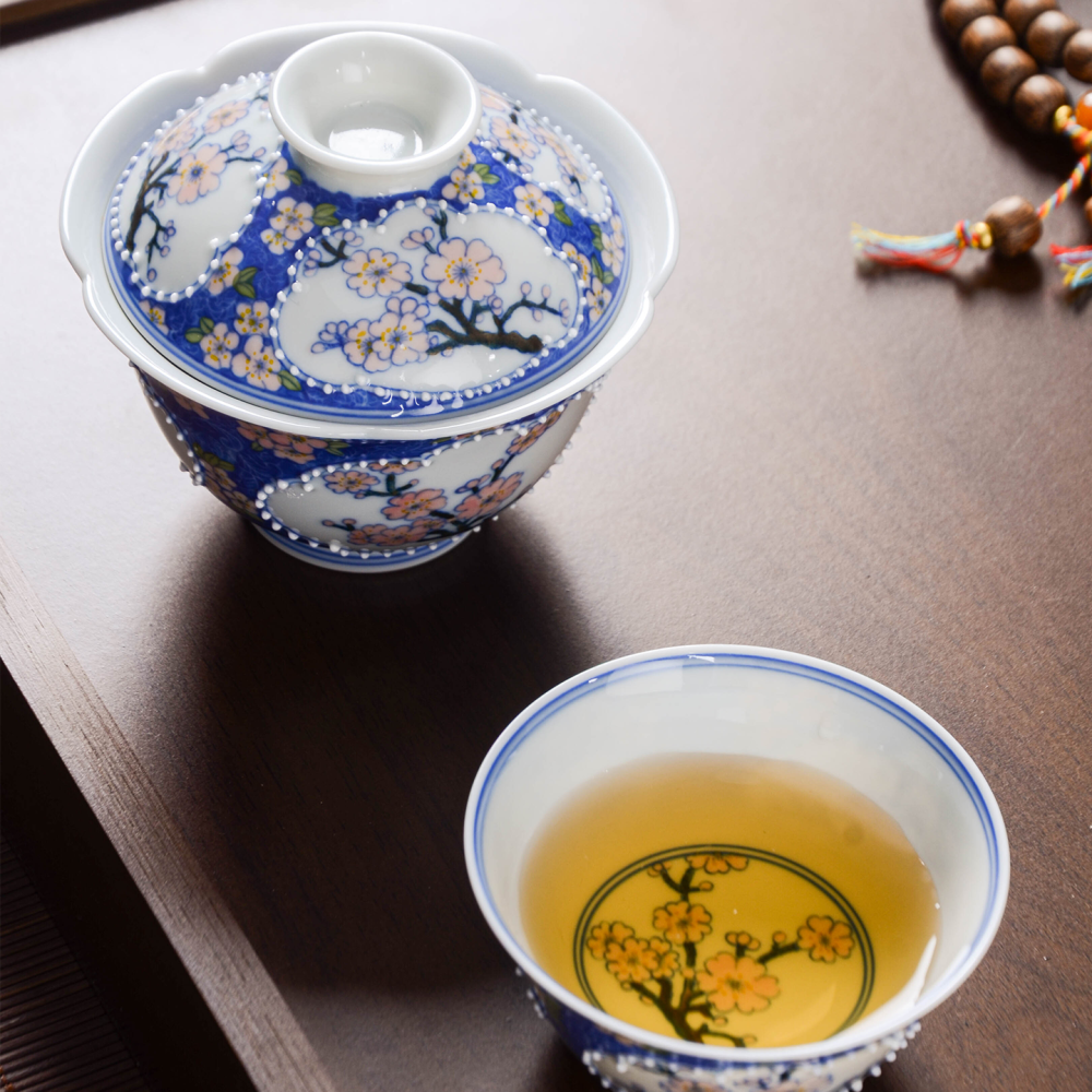 Ceramicpavilion|Openwork Window Plum Blossom Gaiwan|Handmade