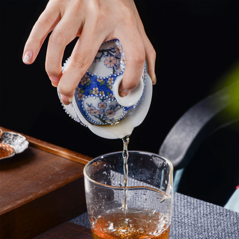 Ceramicpavilion|Openwork Window Plum Blossom Gaiwan|Handmade