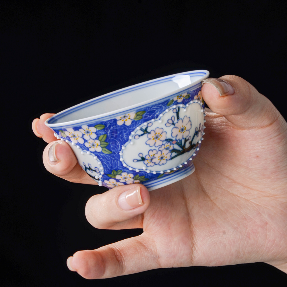 Ceramicpavilion|Openwork Window Plum Blossom Gaiwan|Handmade