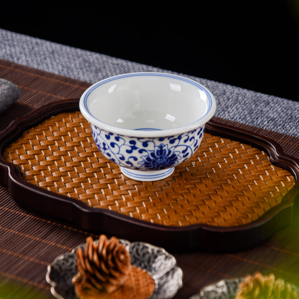 Ceramicpavilion|Interlocking Lotus Master Cup with Comfort Weight