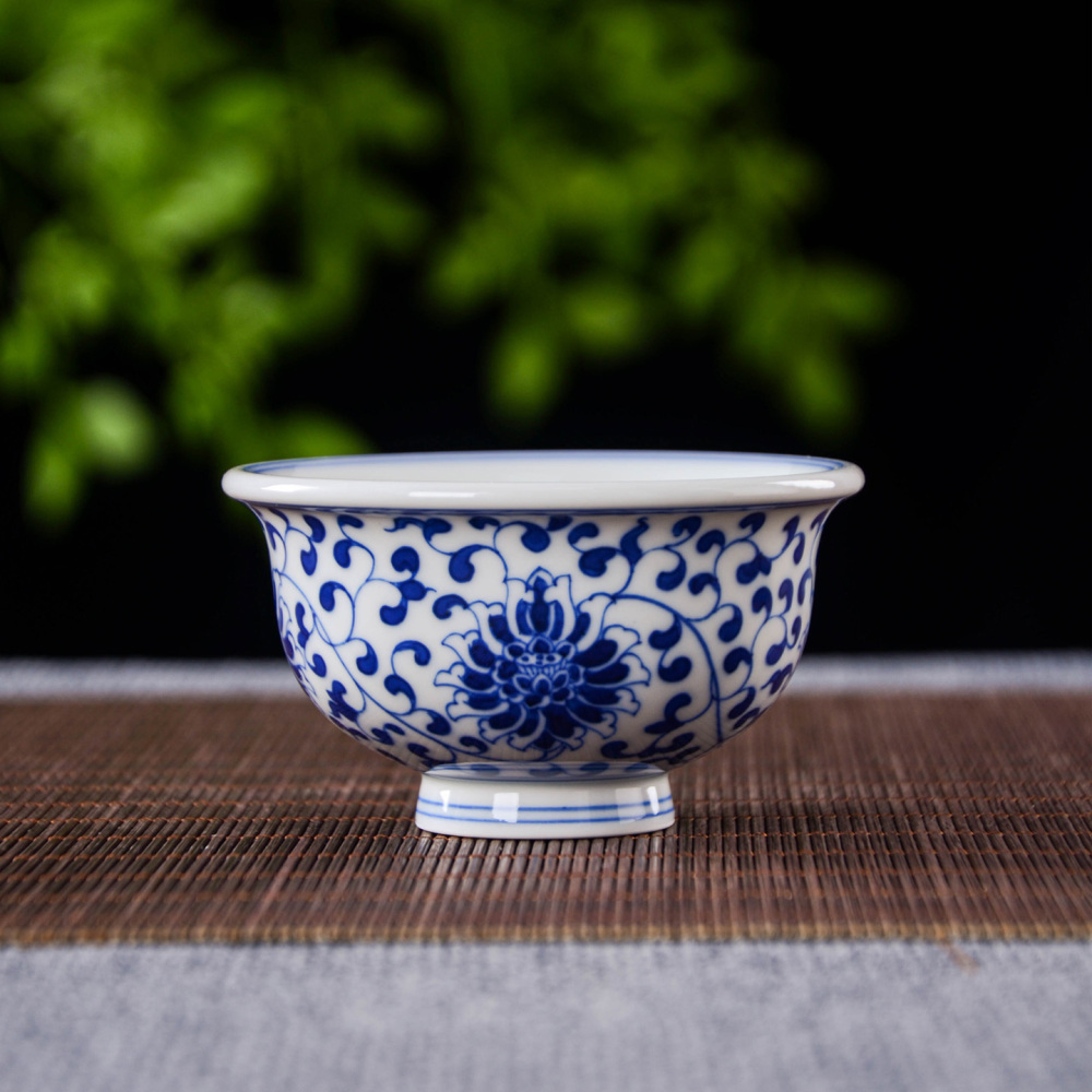 Ceramicpavilion|Interlocking Lotus Master Cup with Comfort Weight