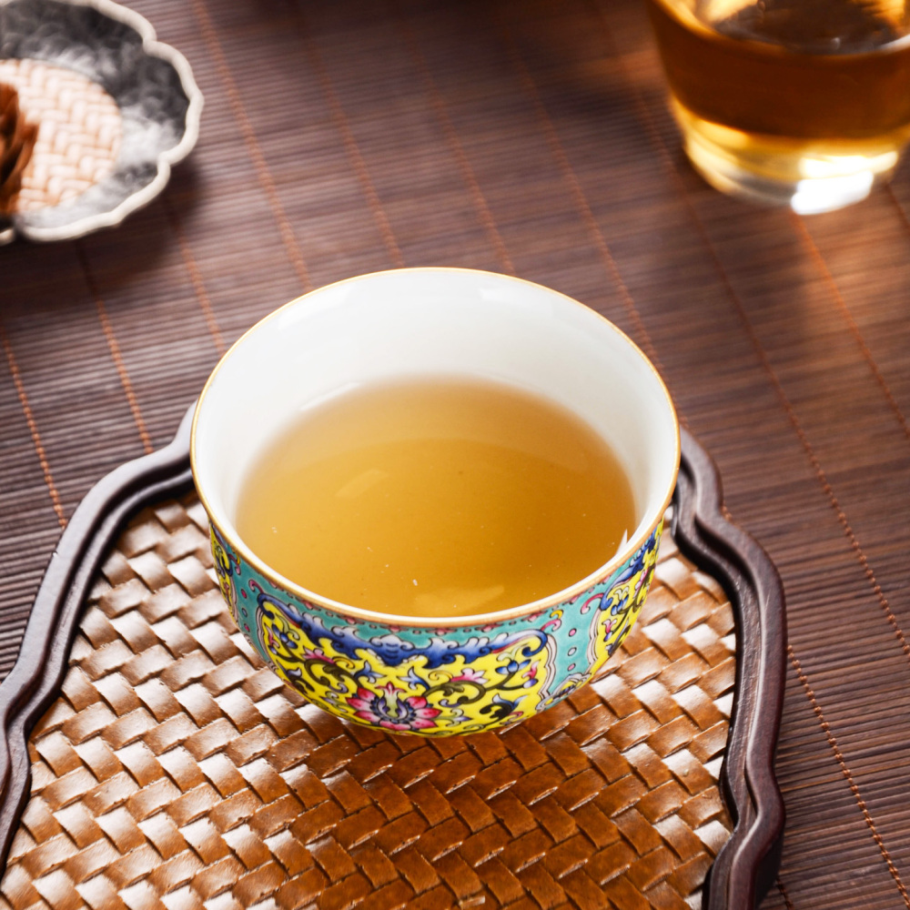 Ceramicpavilion|Yellow Ground Scrolling Lotus Master Cup|Handmade