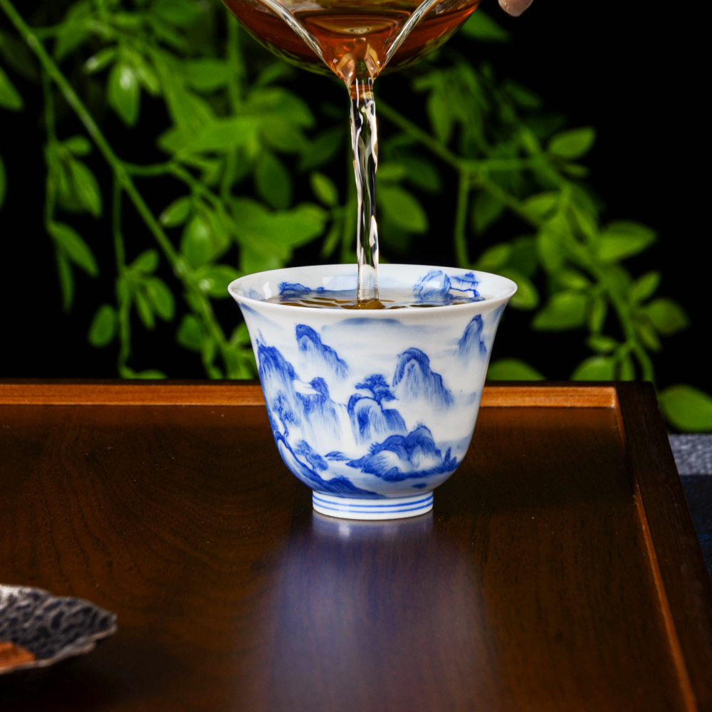 Hand-painted blue-and-white landscape tea sets
