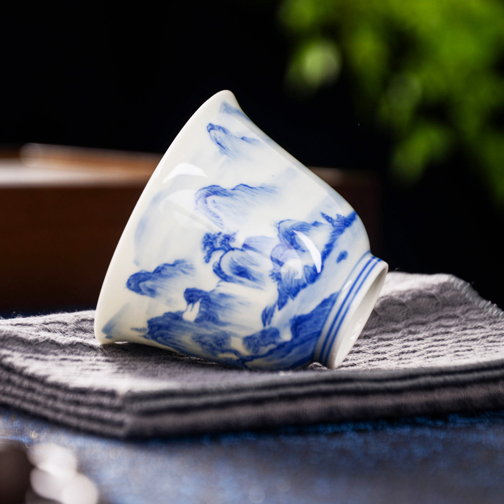 Hand-painted blue-and-white landscape tea sets