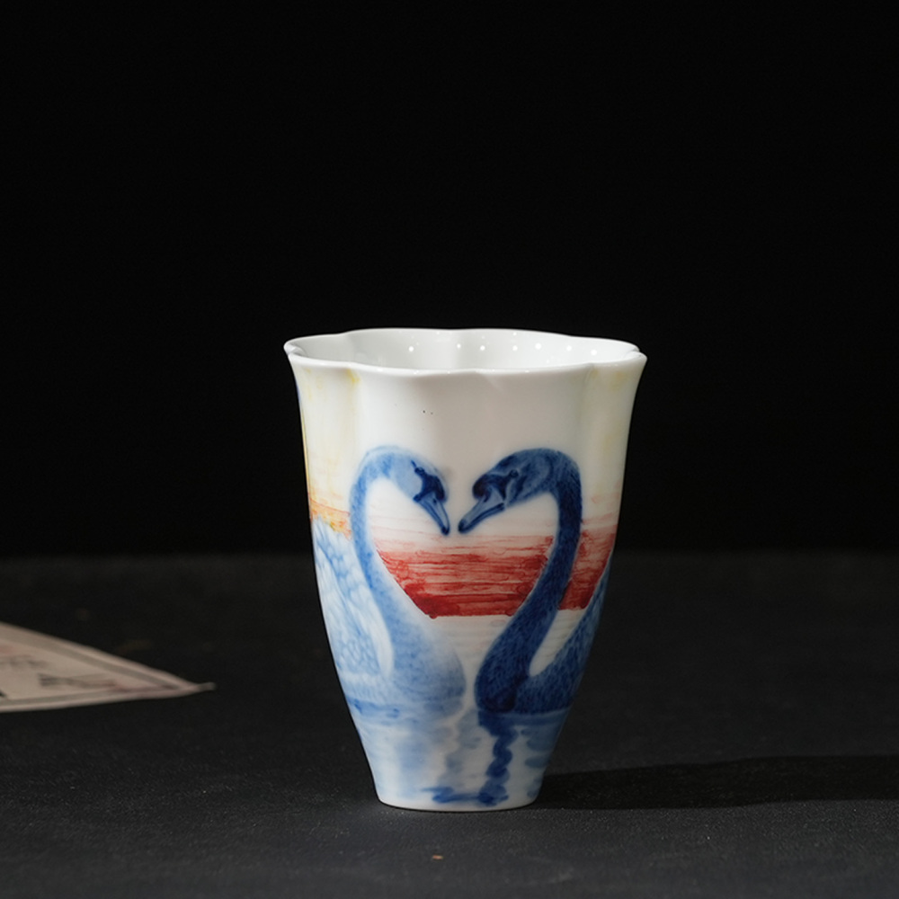 Ceramicpavilion|Blue and White Swan Pattern Fluted Cup