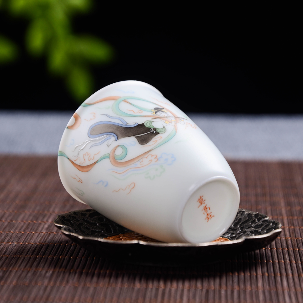 Ceramicpavilion|Flying Apsaras Play the Flute Tea Cup
