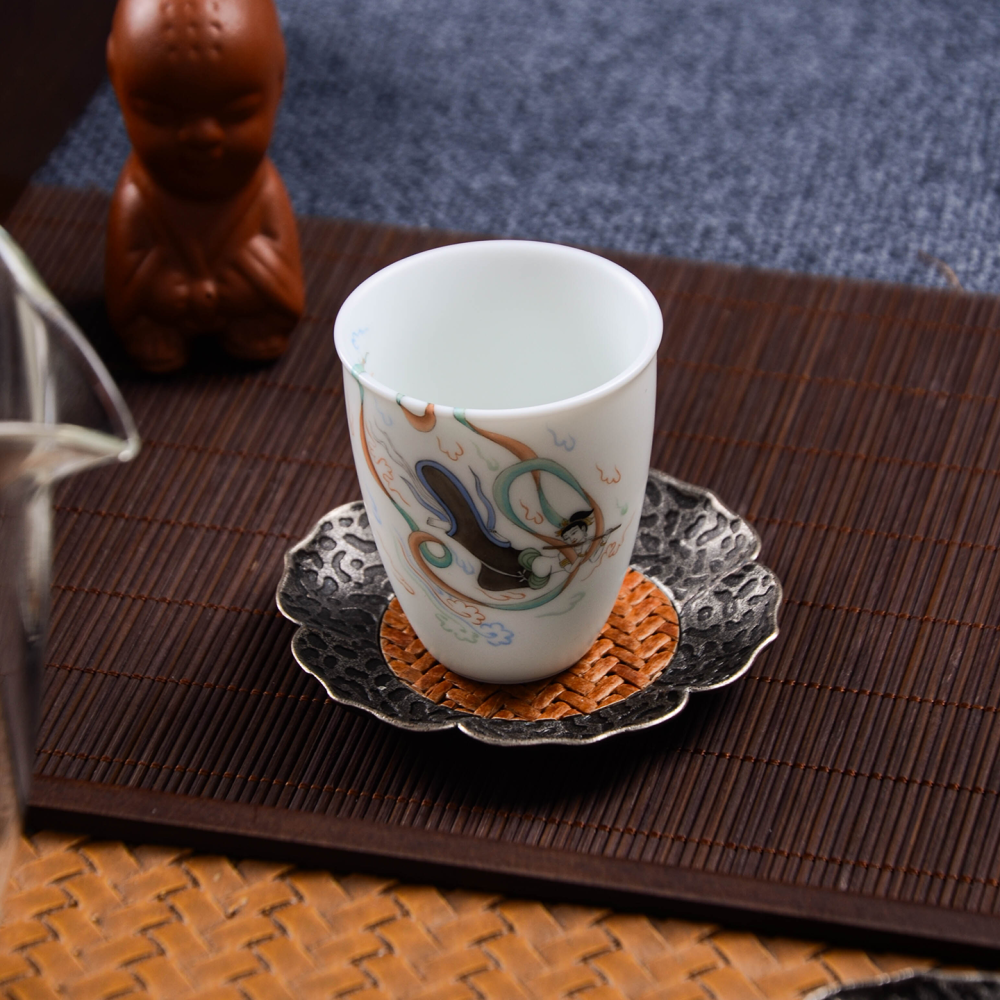 Ceramicpavilion|Flying Apsaras Play the Flute Tea Cup