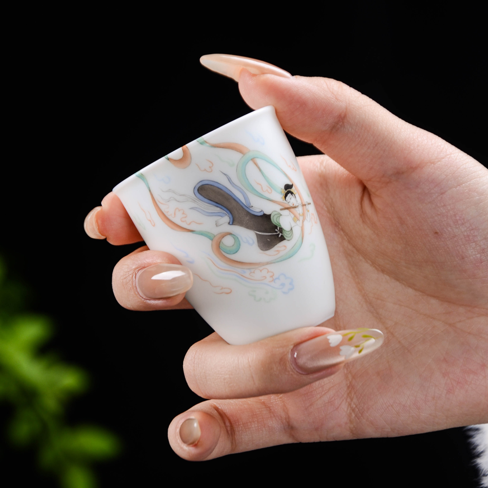 Ceramicpavilion|Flying Apsaras Play the Flute Tea Cup
