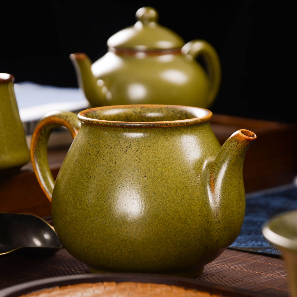 Ceramicpavilion|Tea Dust Glaze Pitcher