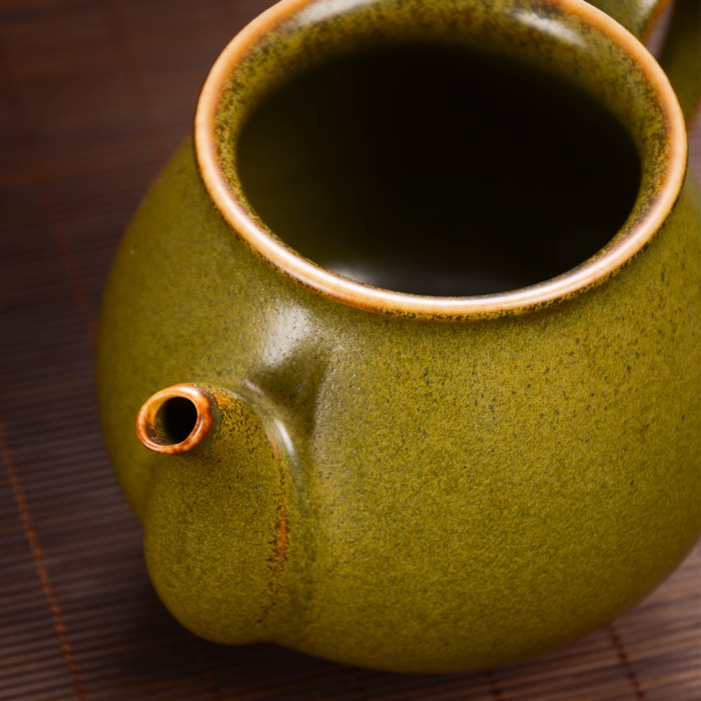 Ceramicpavilion|Tea Dust Glaze Pitcher