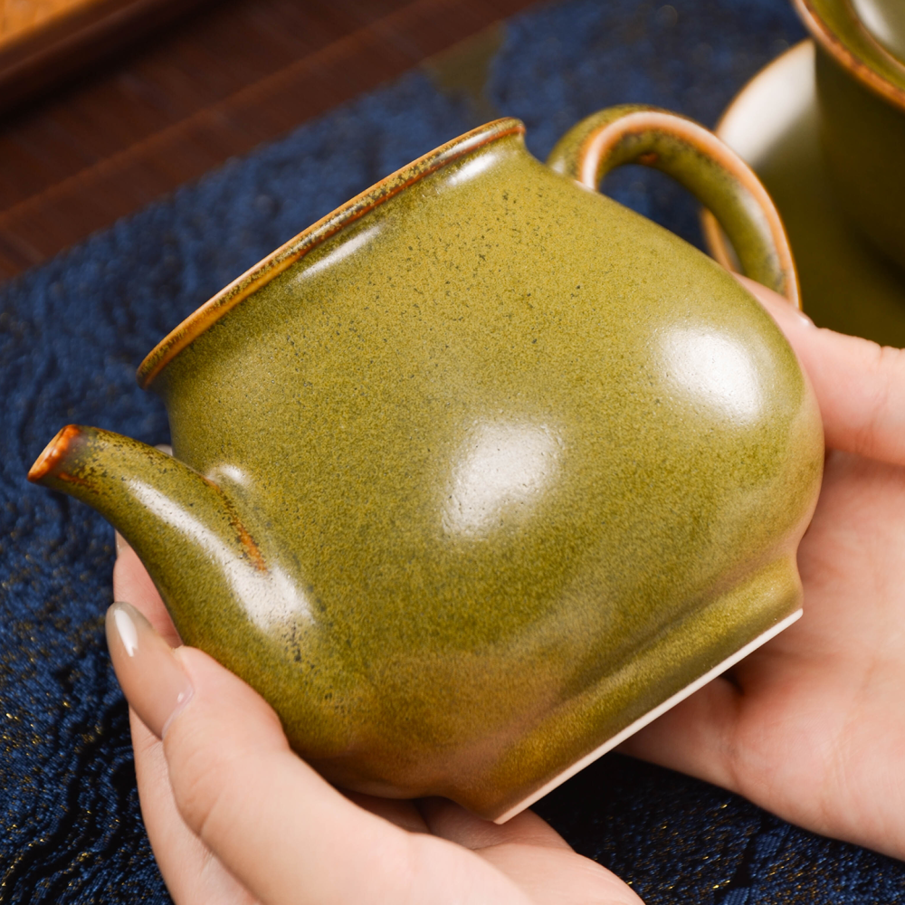 Ceramicpavilion|Tea Dust Glaze Pitcher