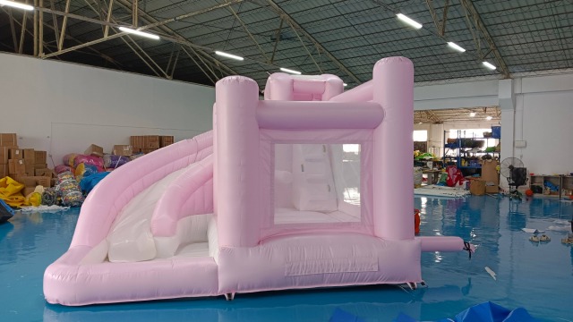 Small Bouncy Castle