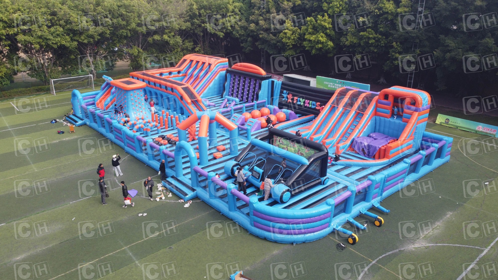 Inflatable Jump Park