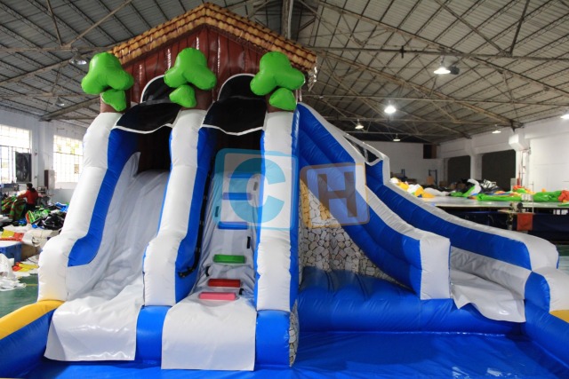 Inflatable pool with slide