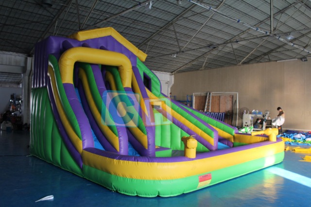 Slides for inflatable pools