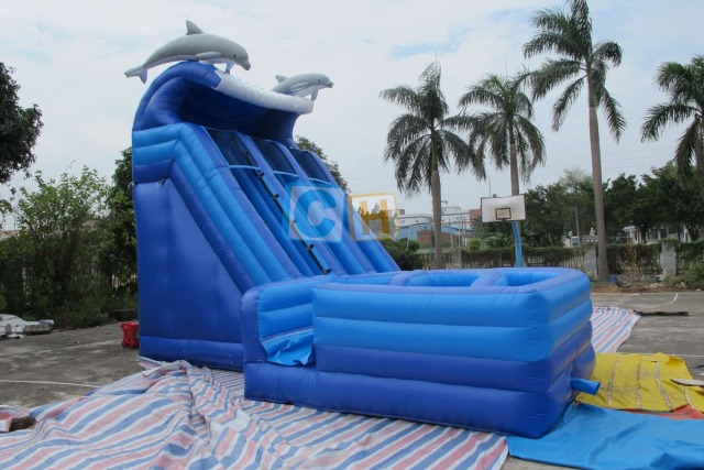 Inflatable slide swimming pool