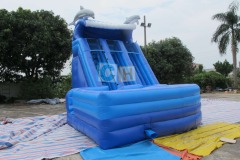 Inflatable slide swimming pool