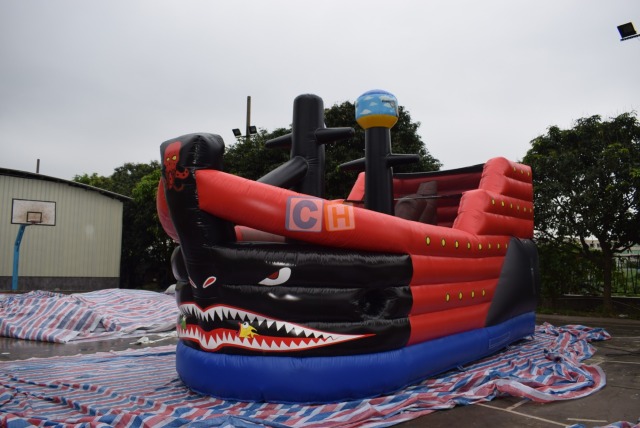 Inflatable Bounce Slide