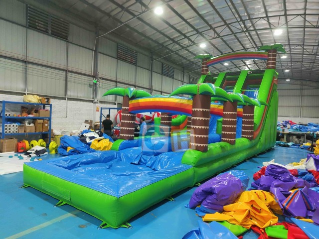 Water slide inflatable bounce house