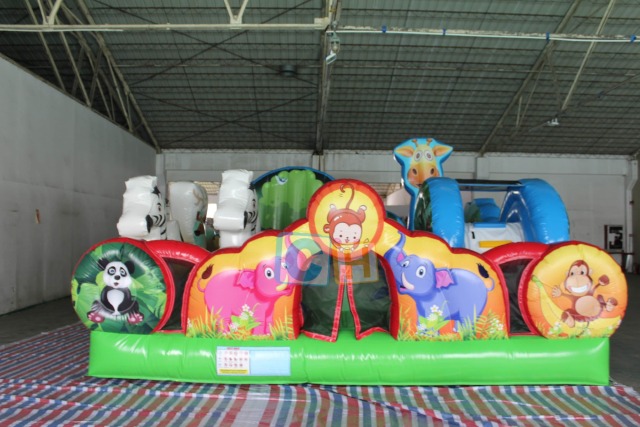 Playground inflatables jumping castle