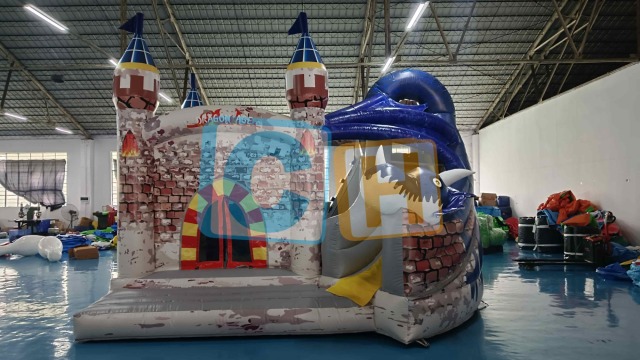 Inflatable Castle With Slide