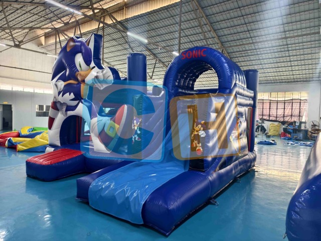 Snooker Surprise Jump 'n Slide Inflatable Bounce House with Blower