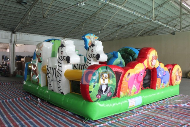 Playground inflatables jumping castle
