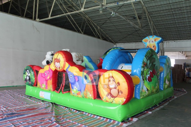 Playground inflatables jumping castle