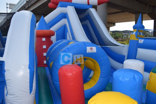 Rocket theme inflatable kids playground