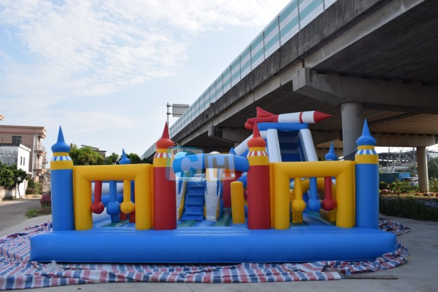 Rocket theme inflatable kids playground