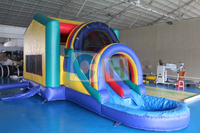 Frozen Bounce Combo With Slide Pool