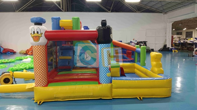 MICKEY MOUSE Indoor Bouncy House