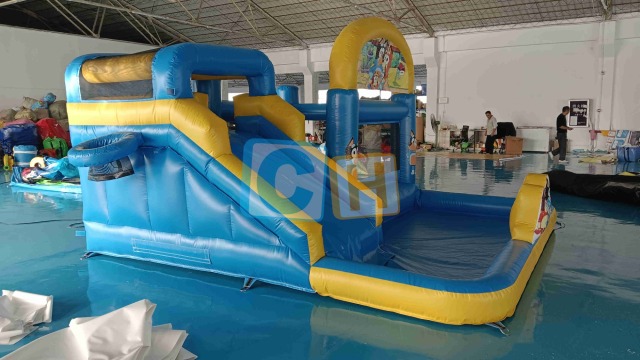 Water Game Small Bouncy House with Slide