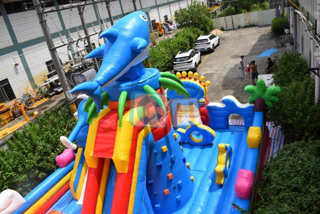Playground inflatable fun city with dry slide
